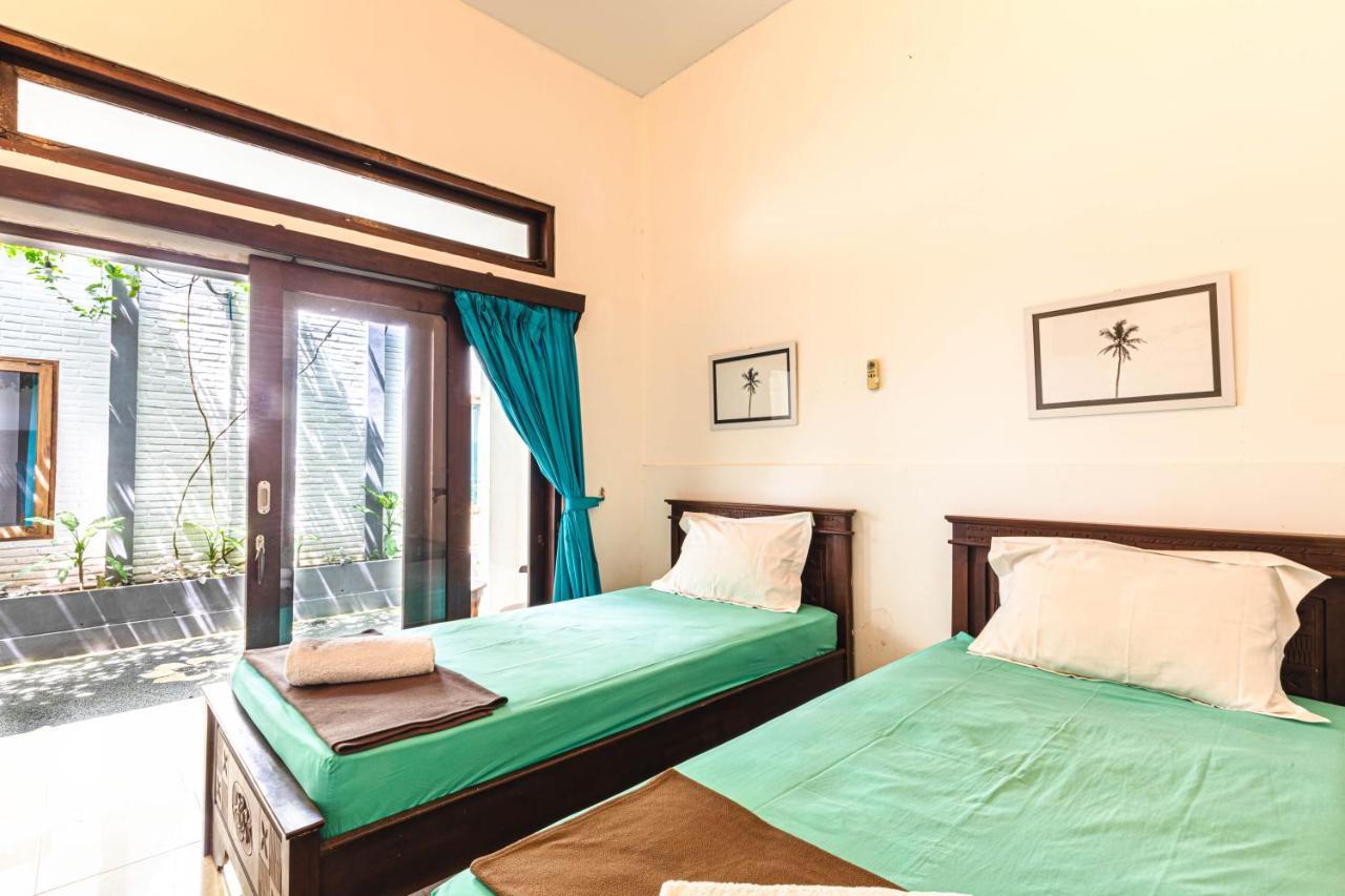 Surf Retreat Villa Sari Bali Pulukan Eksteriør billede