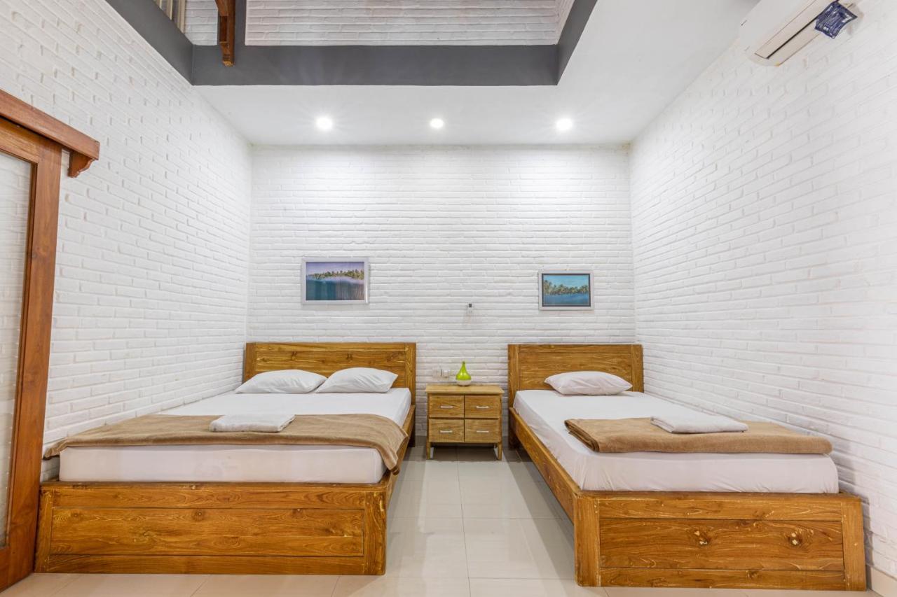 Surf Retreat Villa Sari Bali Pulukan Eksteriør billede